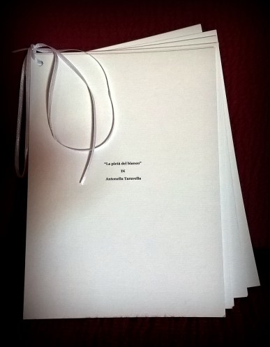 Antonella Taravella. La pietà del bianco